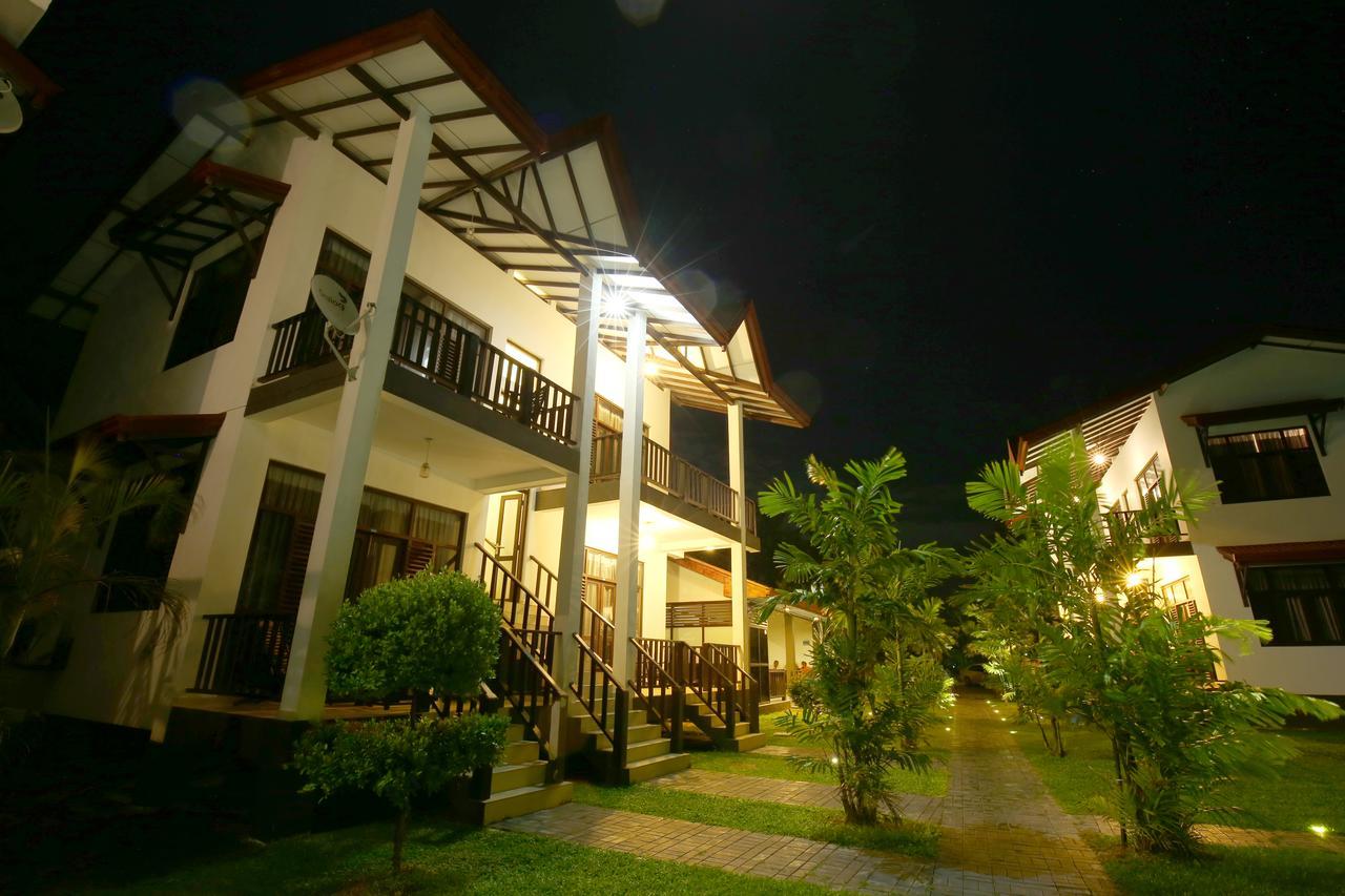 Kaminrich Cottage Матара Екстер'єр фото